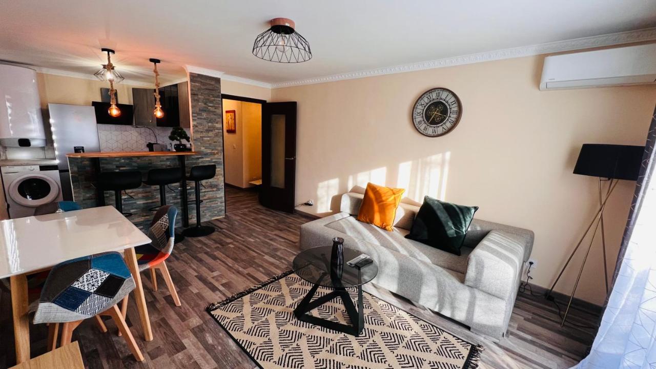Pluton Apartment Montpellier Luaran gambar